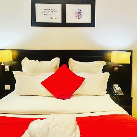 Hotel M'Lys Conakry Kültér fotó