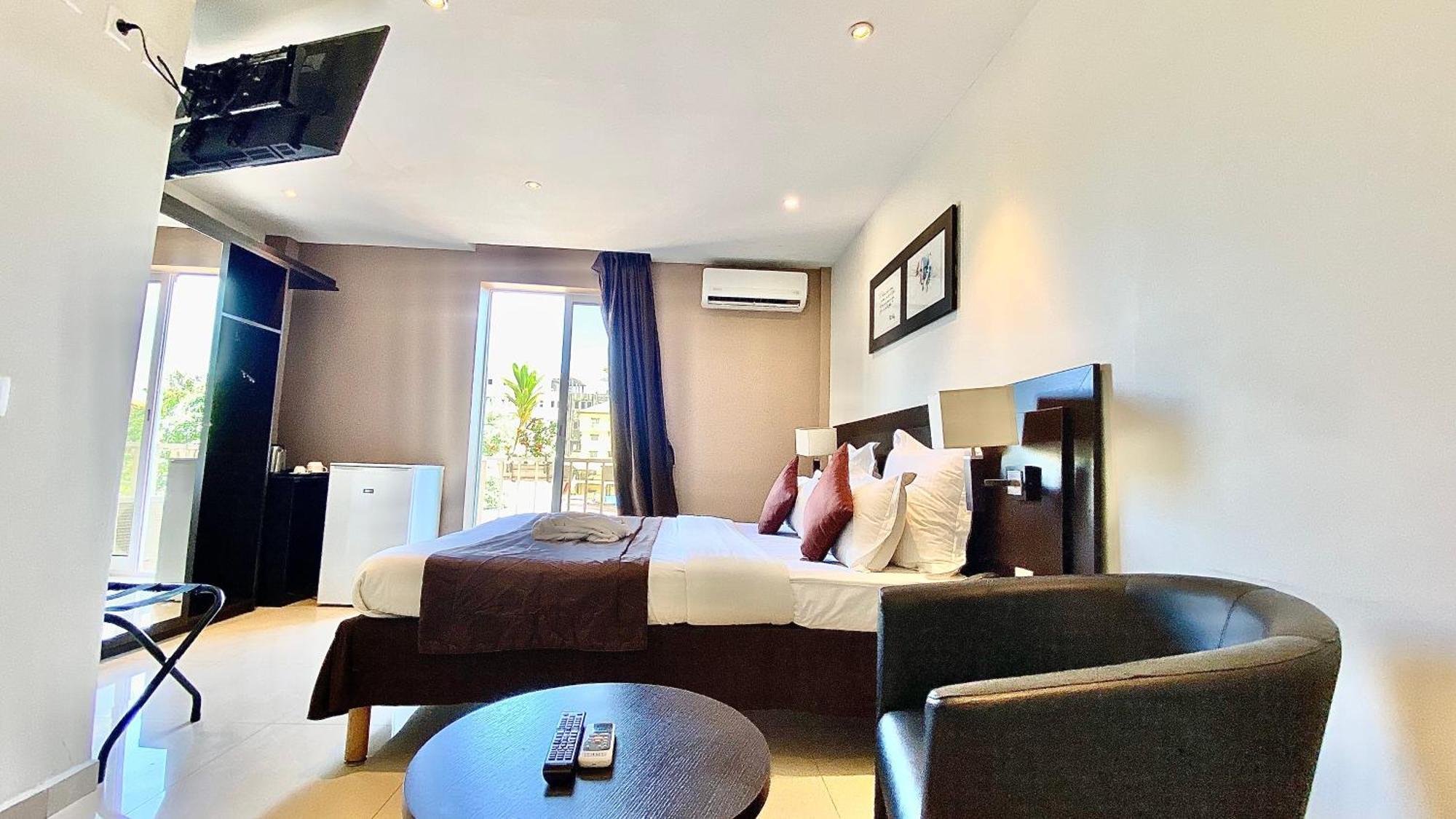 Hotel M'Lys Conakry Kültér fotó