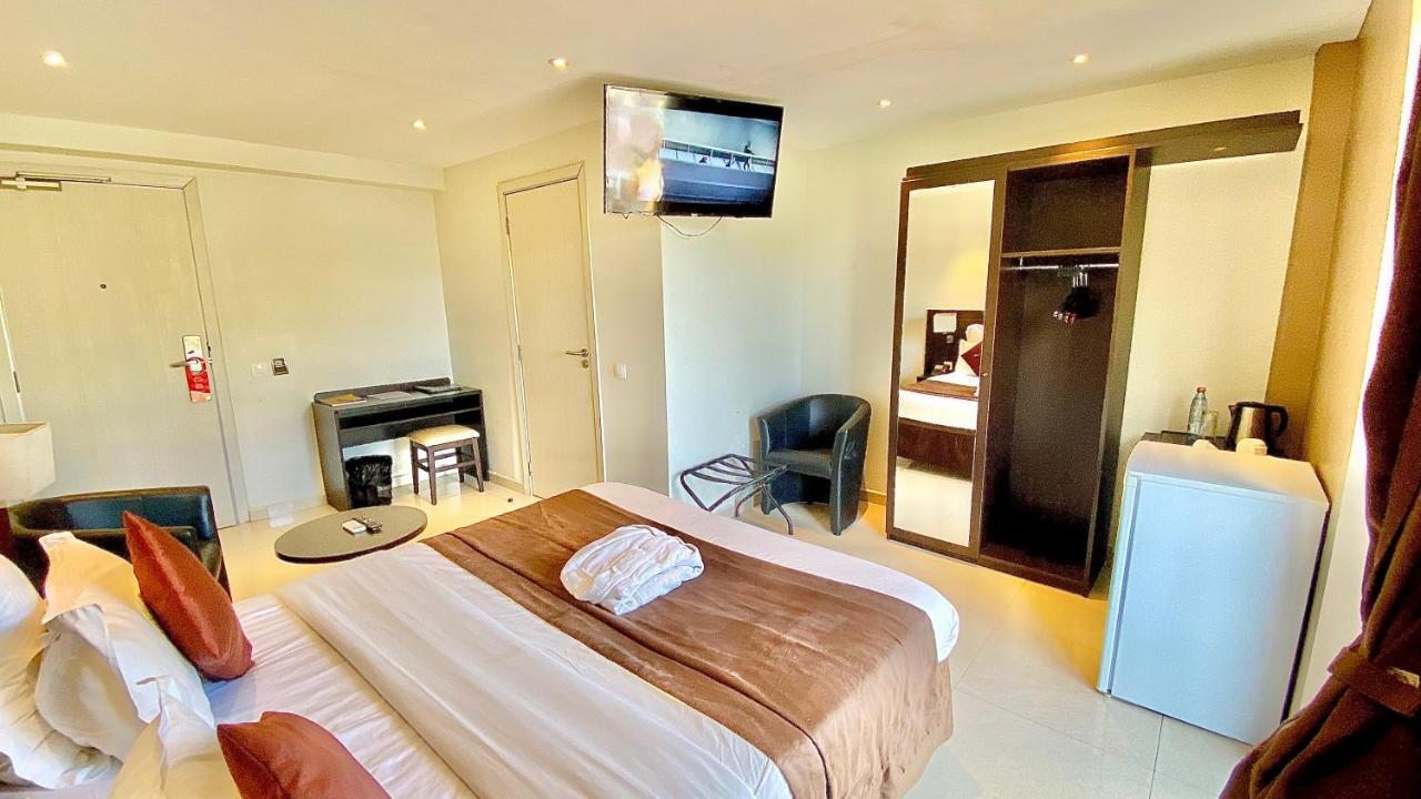 Hotel M'Lys Conakry Kültér fotó