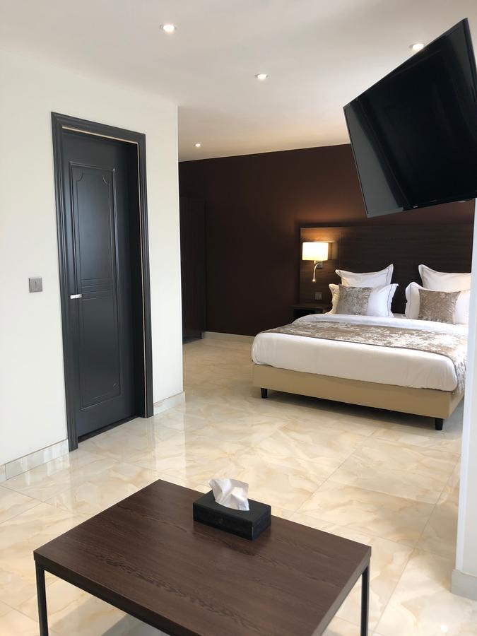 Hotel M'Lys Conakry Kültér fotó